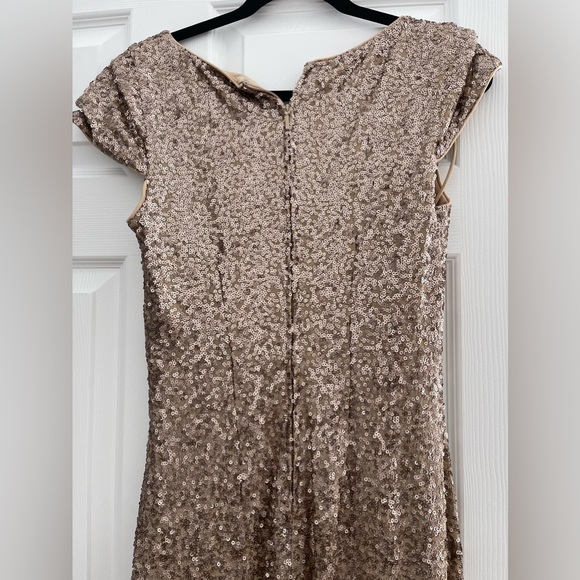 Badgley Mischka Long Sequin Gold Gown. - Picture 3 of 6